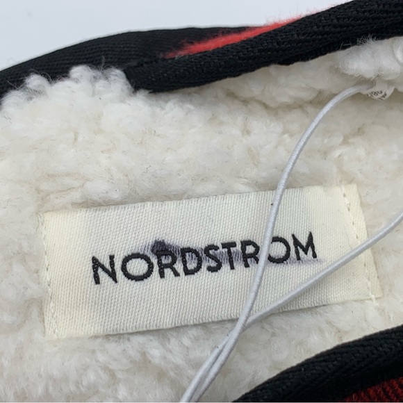 Nordstrom Make Merry Unisex Adult Slip-On Slippers - Picture 12 of 12